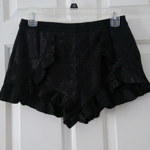 Ruffle shorts